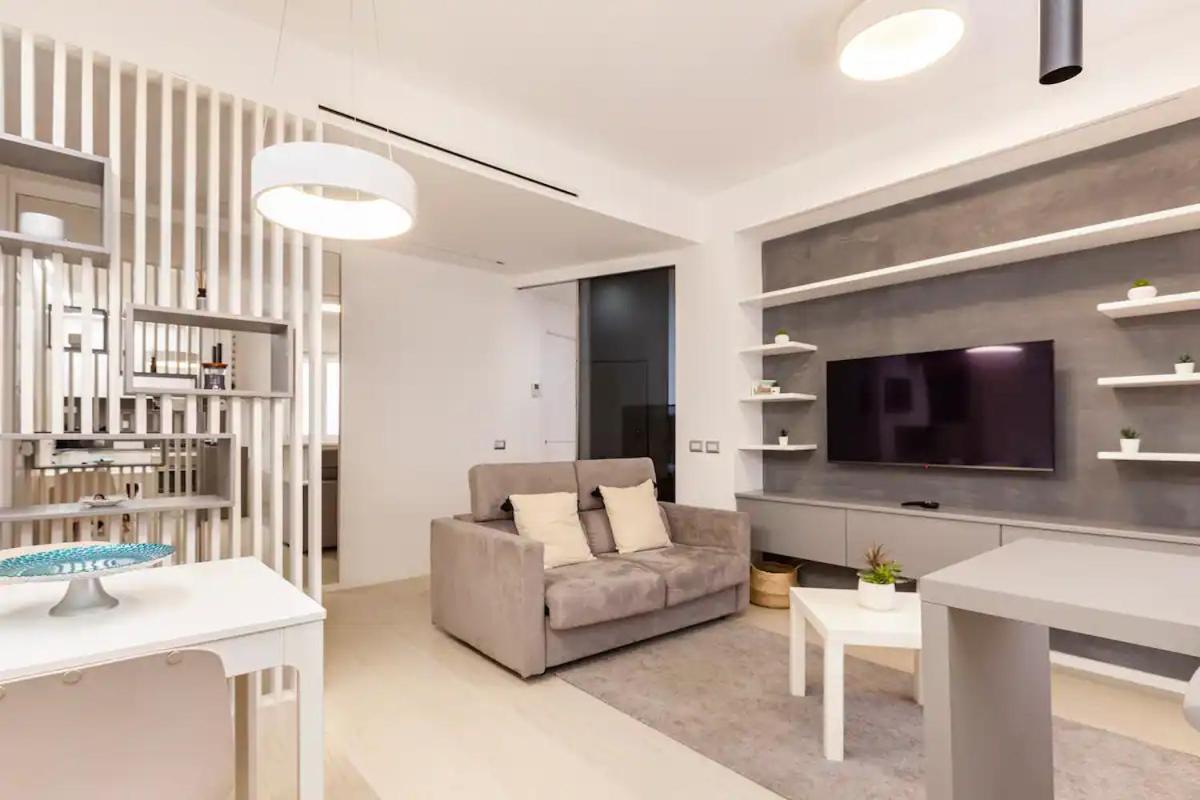 Vatican Flat 로마 외부 사진